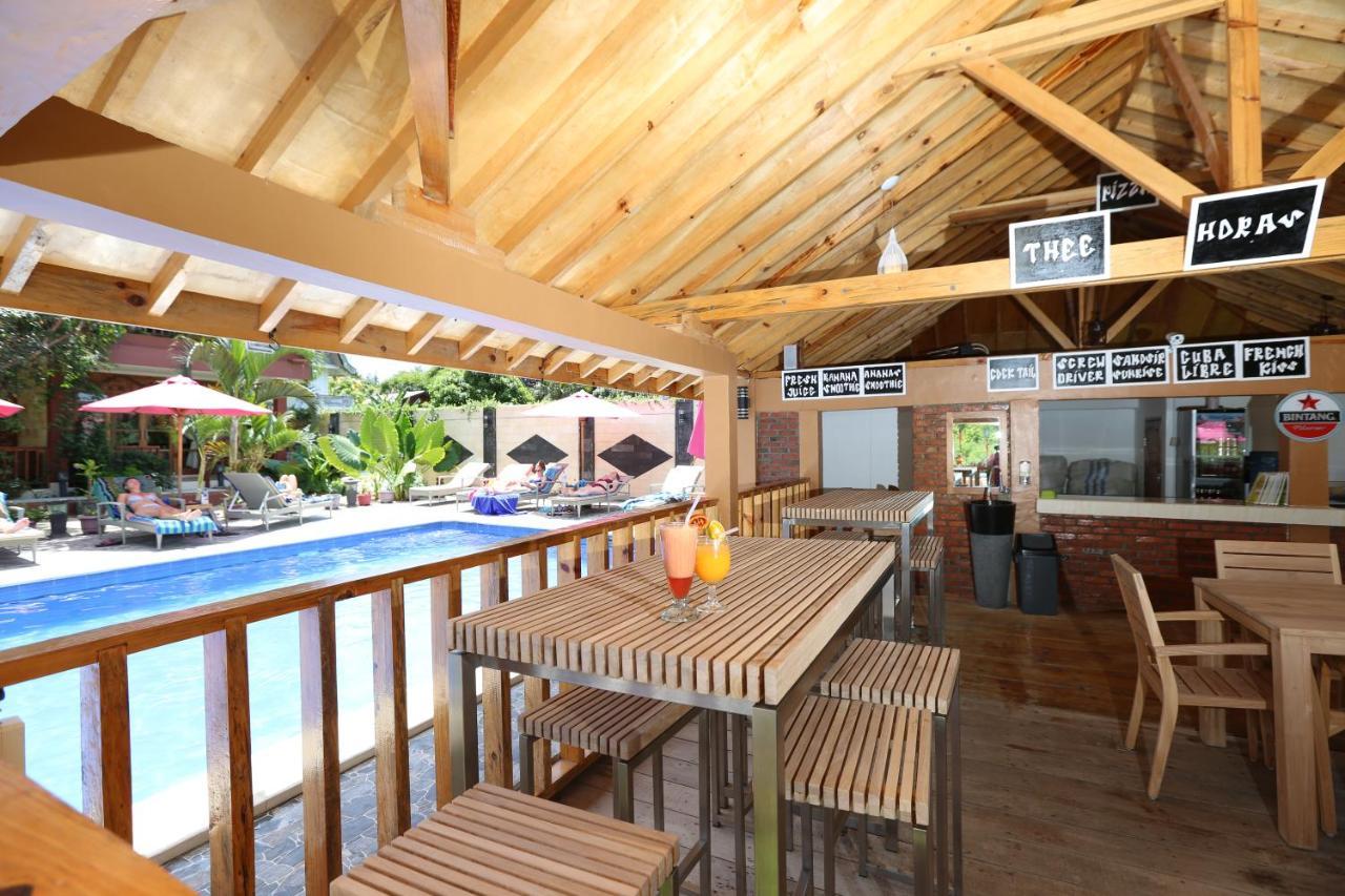Toba Village Inn Tuk Tuk Exteriör bild