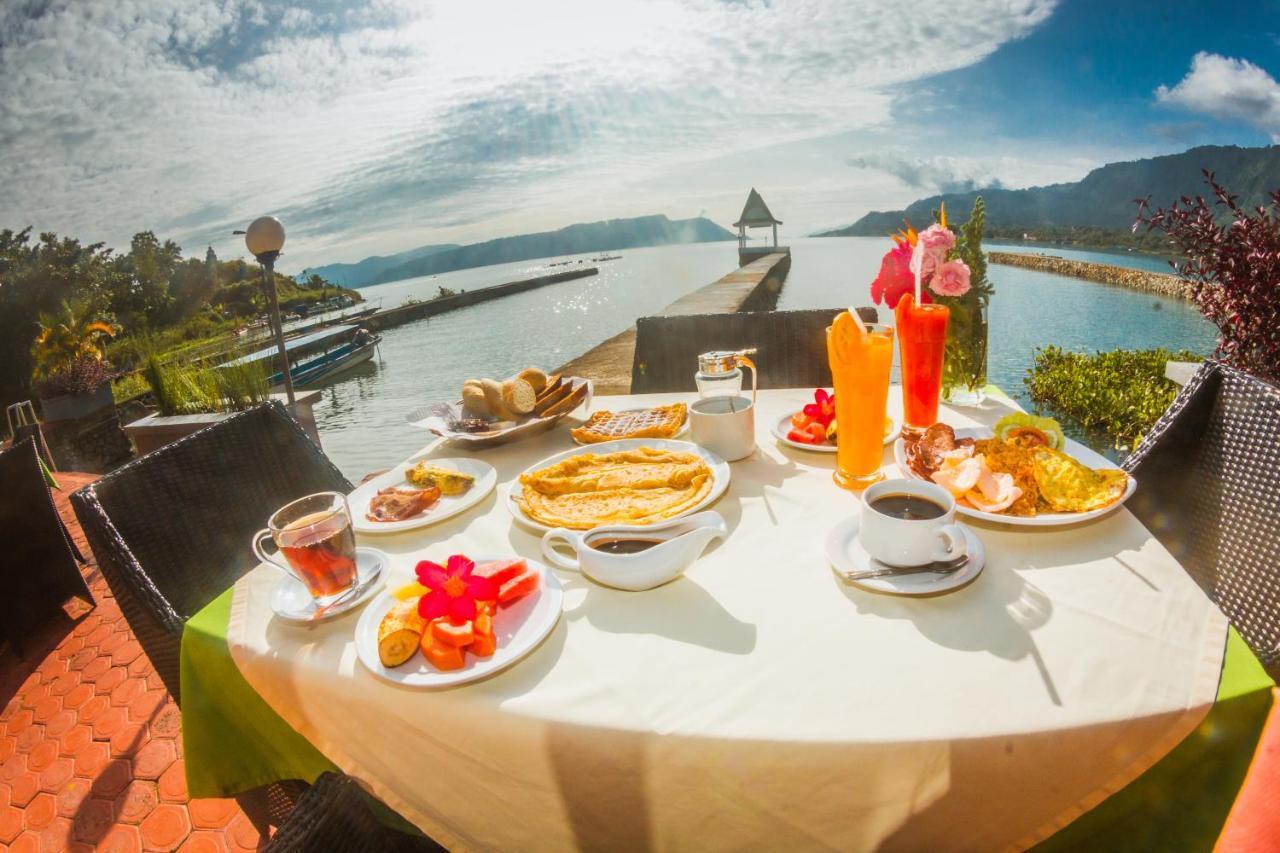 Toba Village Inn Tuk Tuk Exteriör bild